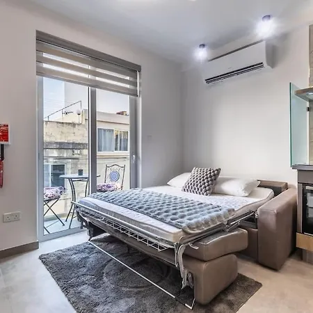 Velvet Noir By Solea Apartment *