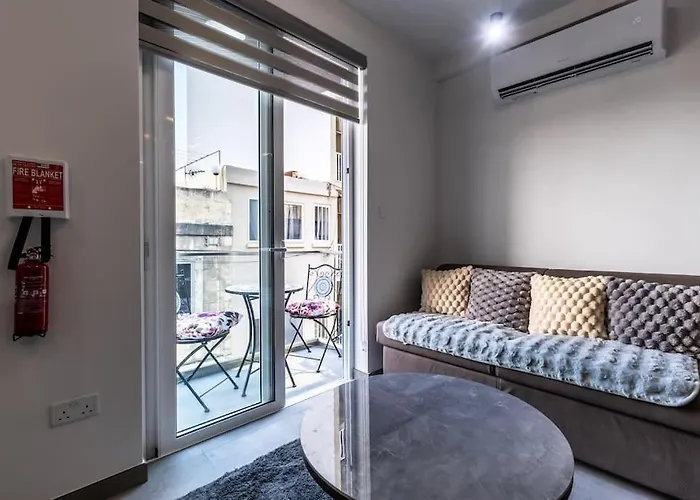 Velvet Noir By Solea Daire Sliema